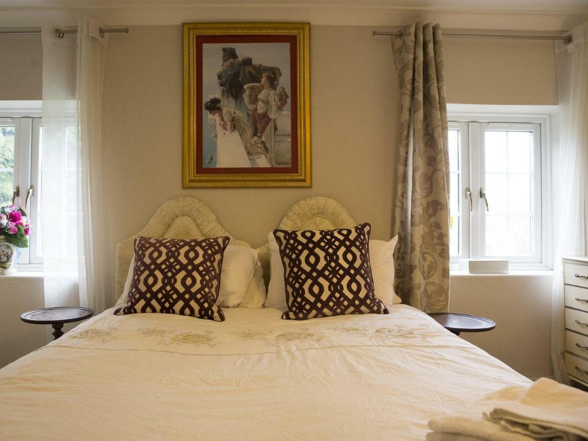 Oyo Vale Lodge Windsor Eksteriør billede