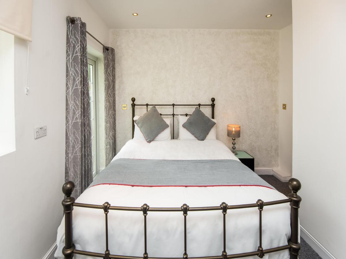 Oyo Vale Lodge Windsor Eksteriør billede