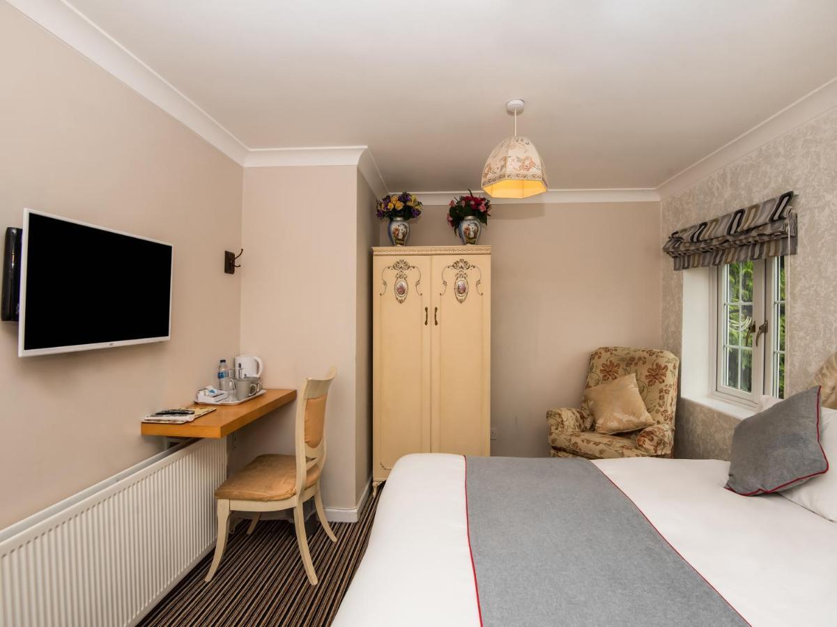 Oyo Vale Lodge Windsor Eksteriør billede