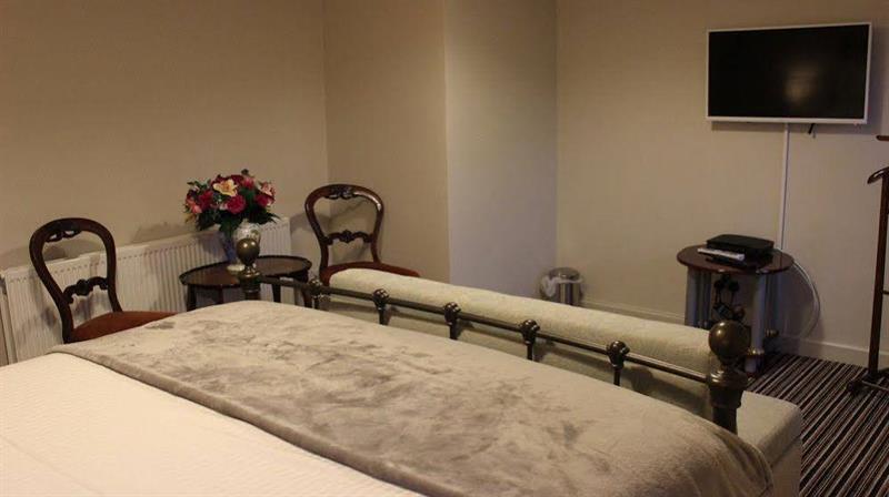 Oyo Vale Lodge Windsor Eksteriør billede
